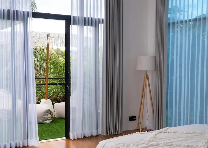 Balimood Luxury 4br Ocean View Rooftop