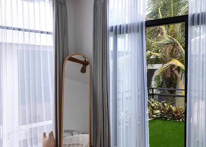 Balimood Luxury 4br Ocean View Rooftop Villa Canggu (Bali)