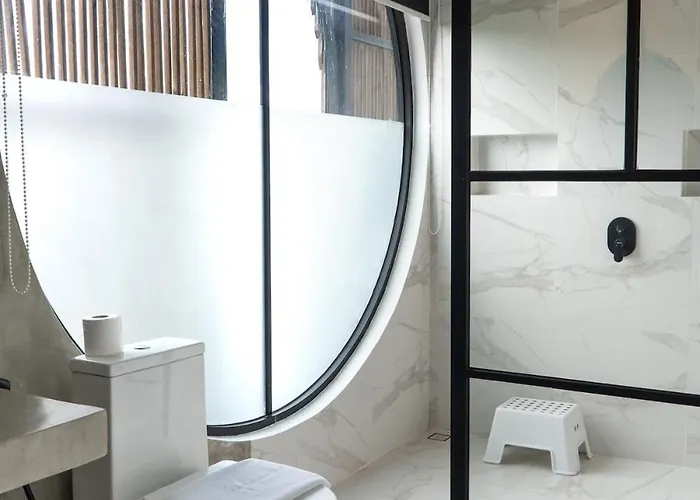Villa Balimood Luxury 4br Ocean View Rooftop Canggu (Bali)