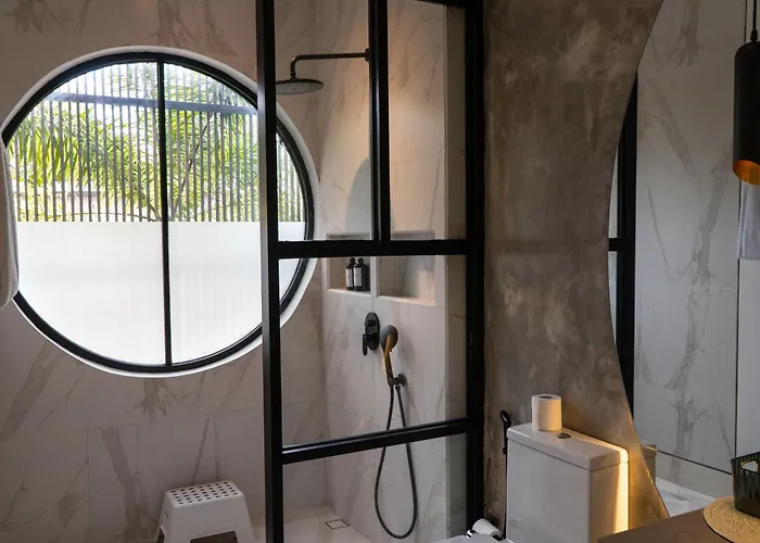 Balimood Luxury 4br Ocean View Rooftop Villa Canggu (Bali)