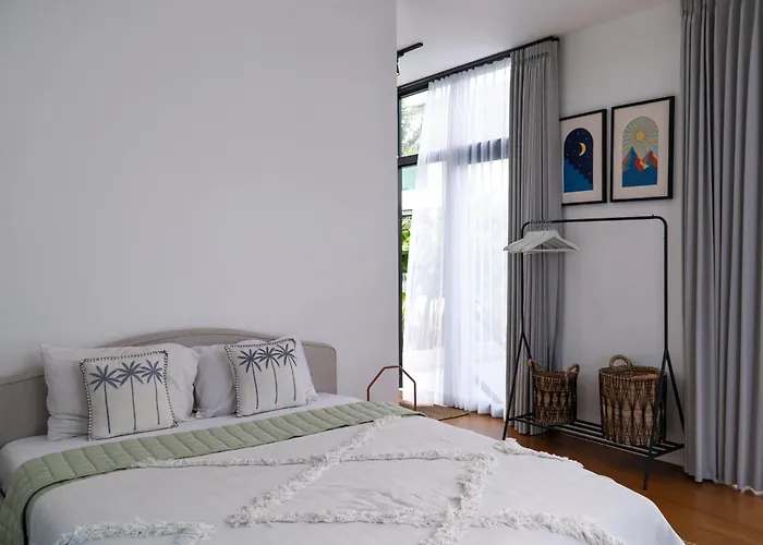 Balimood Luxury 4br Ocean View Rooftop Villa Canggu (Bali)